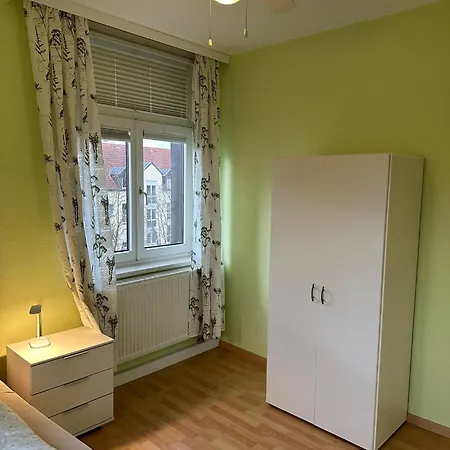 Linda Ninh * Dresden