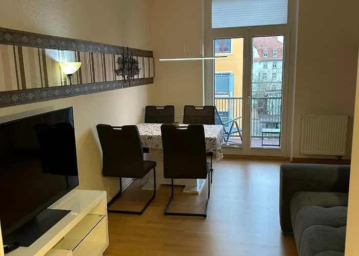 Apartment Linda Ninh *